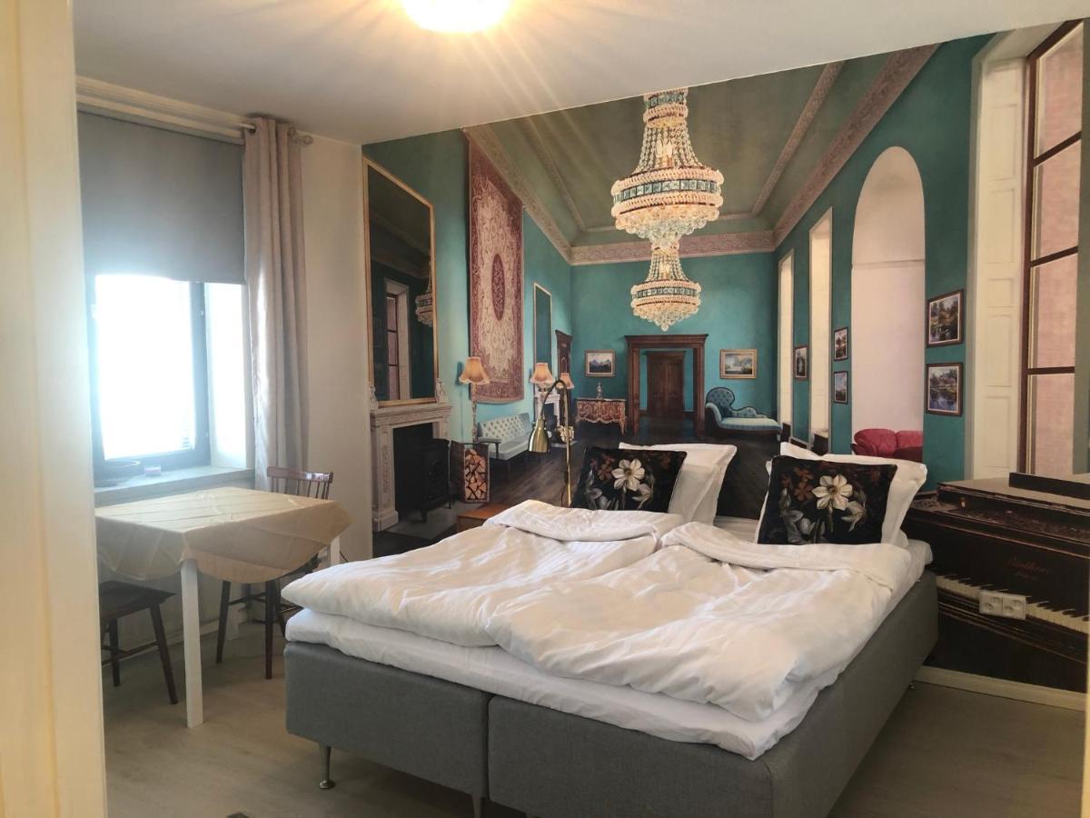 Studio In The City Center Free Private Parking Kemi Bagian luar foto